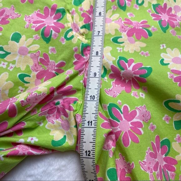 Lilly Pulitzer Floral And Rhino Print Capris Size 10 - Picture 6 of 10